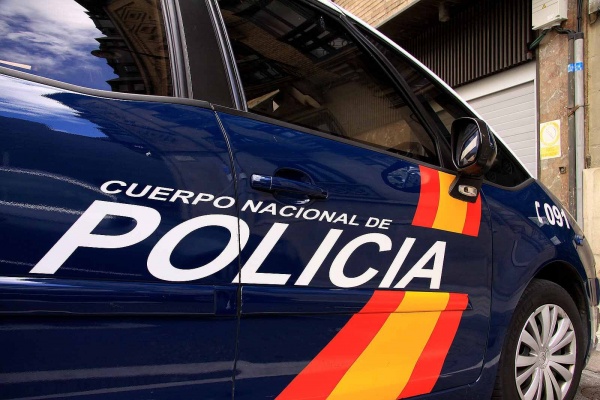 Полиция Испании нашла в грузе ананасов 200 кг кокаина