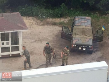 Одесских журналистов пытались запугать «зеленые человечки» (фото)