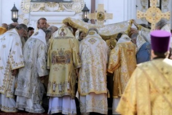 Рада просит Вселенского патриарха Варфоломея предоставить автокефалию православной церкви в Украине