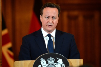 Британский премьер выразил соболезнования семье убитого депутата Джо Кокс