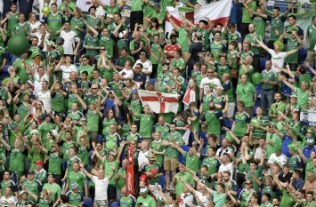 Фаната Северной Ирландии сразил сердечный приступ прямо на матче со сборной Украины: пожилого мужчину не спасли врачи