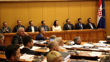 Премьеру Хорватии объявлен вотум недоверия