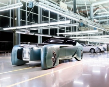 Rolls-Royce показал первое беспилотное авто (ФОТО)
