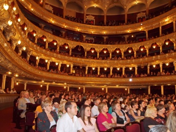 В Одесском оперном театре состоялся праздник ко Дню медработника
