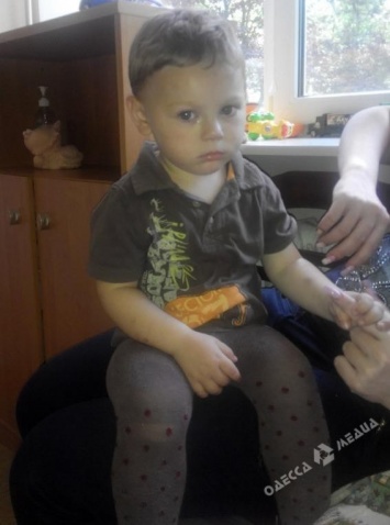 В Одессе снова ищут родителей неизвестного травмированного мальчика