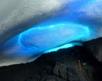 Внеземные формы жизни ищут российские ученые в голубом льду из Антарктиды