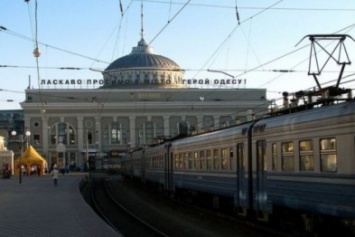 Этим летом, работу на Одесских железных дорогах получают более 270 выпускников вузов