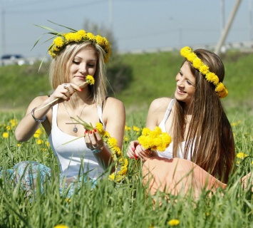 День Святой Троицы или Зеленые святки: где в Украине провести выходные интересно и весело