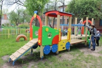 В Сумах в некоторых детских садах установили игровые площадки (ФОТО)