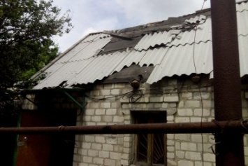 За минувшие сутки в Авдеевке пострадали два частных дома (ФОТО)