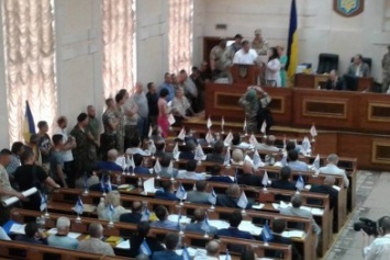 АТОшники заставили одесских депутатов проголосовать за легализацию добровольцев
