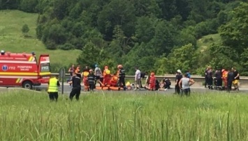 В Румынии перевернулся автобус с детьми, есть погибшие и раненые