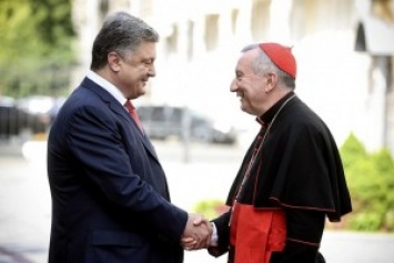 Порошенко просит Ватикан посодействовать отмене виз для Украины