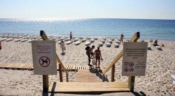 Официально: на всех пляжах Одессы купаться можно