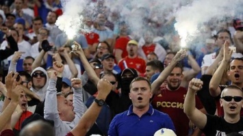 Суд в Кельне выдал ордер на арест пяти российских футбольных фанатов