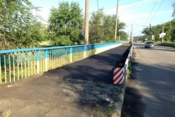 "Без фанфар и перерезания ленточек": в Кривом Роге отремонтировали мост над Объездной (ФОТО)