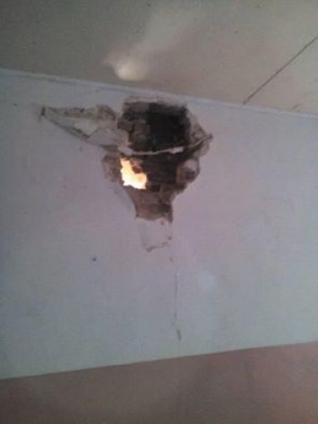 Боевики "ДНР" обстреляли школы и дома мирных граждан (фото)