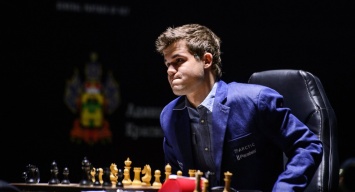 Норвежец Магнус Карлсен стал победителем рапида на этапе Grand Chess Tour в Левене