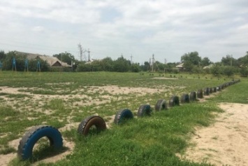 В селе на Полтавщине зависло строительство спортивной площадки