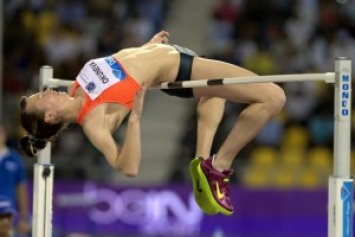 Николаевская прыгунья в высоту выиграла чемпионат Украины и поставила мировой рекорд
