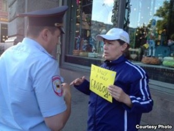 В Петербурге полиция из-за международного форума разогнала велопробег