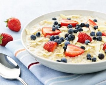 Ученые: Похудеть на 5 килограммов поможет завтрак из углеводов