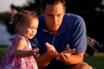 Ученые: Частое общение с отцом улучшает здоровье ребенка