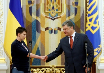 Бессмертный: своими заявлениями Савченко загоняет в тупик Порошенко