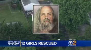 В США педофил удерживал в своем доме 12 девочек