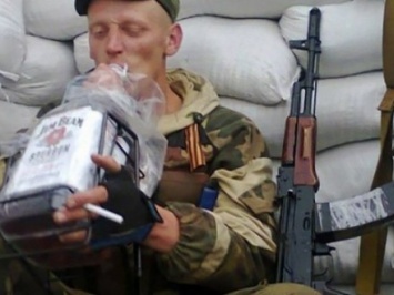 За прошедшие сутки в "комендатуры" "ЛНР" доставлено 24 боевика в состоянии алкогольного опьянения - АП