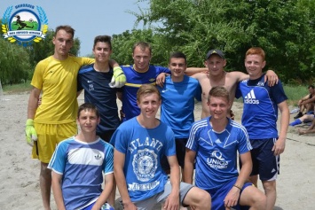 Команда "Пушка" одержала победу в турнире по пляжному футболу