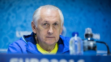 Фоменко намерен сделать "некоторые замены" на матч с Польшей