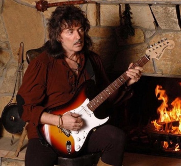 Гитарист Ричи Блэкмор сыграл хард-рок впервые за 19 лет