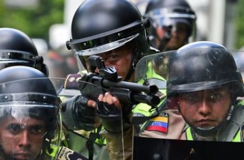 В Венесуэле охрана застрелила преступника, ворвавшегося в центральный банк