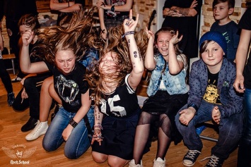 Radio Roks научит детей играть рок