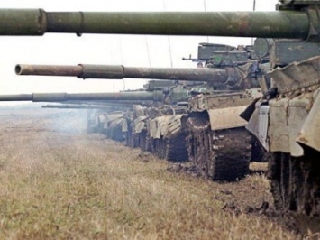 Боевики обстреляли позиции сил АТО в районе Красногоровки из танка и БМП