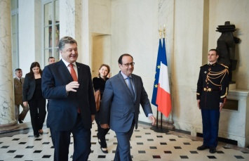 Порошенко и Олланд договорились об обучении во Франции студентов Академии госуправления при президенте