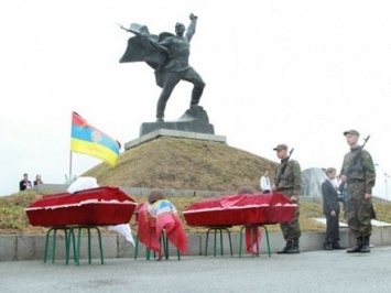 В День памяти жертв войны перезахоронят воинов, погибших при обороне Киева