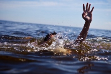 19-летняя белозерчанка утонула в водоеме
