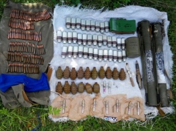 Тайник с минами и гранатометами нашли в Кировограде