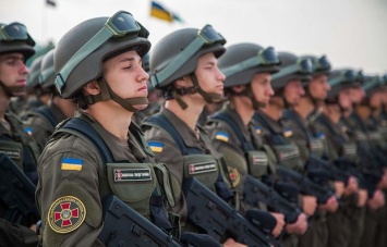 В РФ одобрили применение гвардией оружия в толпе
