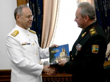 В.Муженко обсудил с командующим ВМС Турции ситуацию безопасности в Черноморском регионе