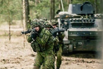 В Литве восстановили всеобщий призыв в армию