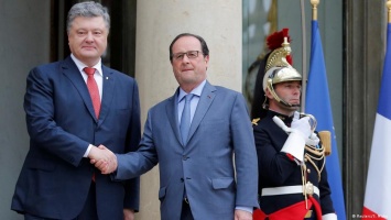 Президент Франции допустил поэтапное снятие санкций с РФ