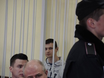 Суд перенес заседание по продлению ареста Краснова