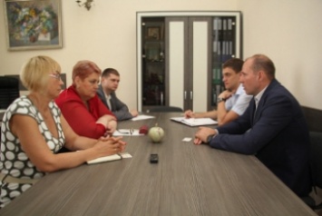 Стало известно, что обсуждал мэр города с руководством Одессы