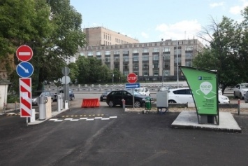 В Москве запустят сеть плоскостных парковок