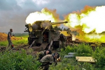 Боевики продолжают "давить" на Авдеевку: к обстрелам "подключилась" гаубичная артиллерия