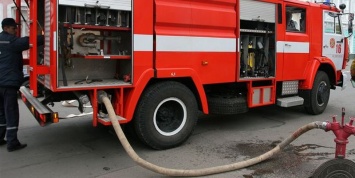 Из-за короткого замыкания горели два этажа больницы в центре Киева