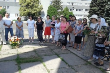 В Авдеевке почтили память жертв войны в Украине (ФОТО)